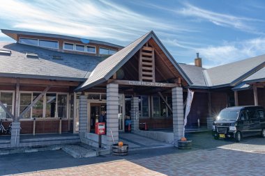 Hachimantai Şehri, Iwate Bölgesi, Japonya - OCT 18 2020: Matsuo-Hachimantai Ziyaretçi Merkezi.