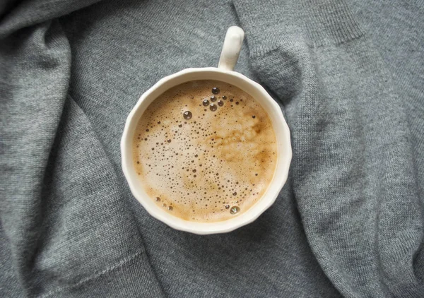 Cup Fresh Coffee Beautiful Foam Grey Background Flat Lay Style — Stock Photo, Image