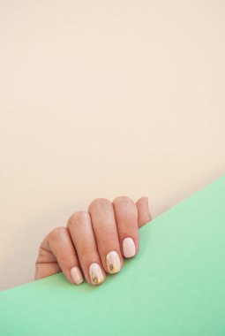 Manikür kavramı ile boşaltmak.