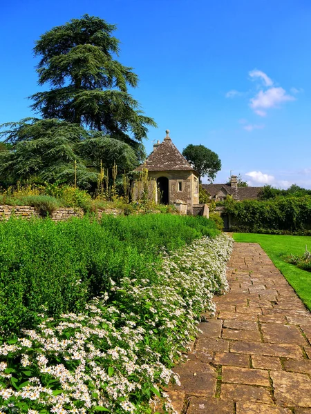 Uma Fronteira Herbácea Mista Belo Jardim Paisagístico Região Cotswolds Inglaterra — Fotografia de Stock