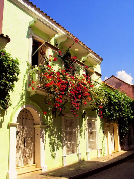 Cool Shady Verandahs Homes Old Spanish Colonial City Cartagena Colombia — Stock Photo, Image