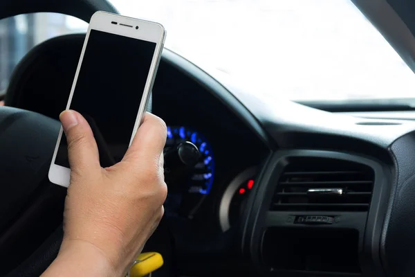 Uso Teléfono Inteligente Mientras Que Coche Driving Safety Concepto Coche —  Fotos de Stock