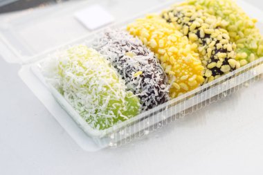 Plastik kutuda Mung fasulye pirinç krep, Tay tatlı 