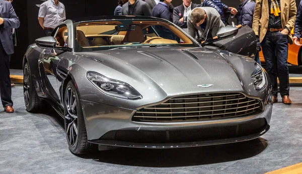 Ginebra Suiza Marzo 2016 Automóvil Deportivo Aston Martin Db11 Presentado — Foto de Stock