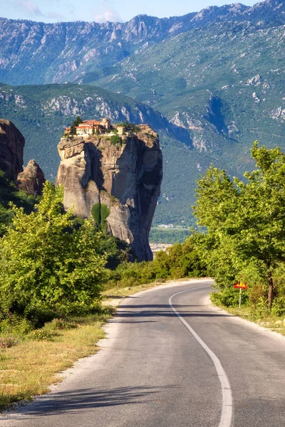 Meteora Pindos Dağları Yunanistan Peyzaj Yolda — Stok fotoğraf