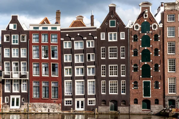 Amsterdam Canal Houses Holanda Países Bajos — Foto de Stock