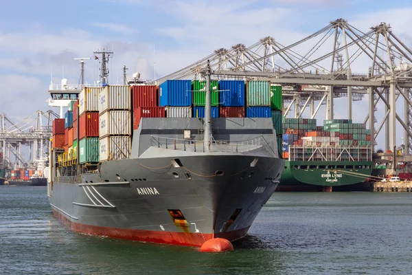 Rotterdam Netherlands Sep 2016 Container Schip Verlaten Van Een Verzending — Stockfoto