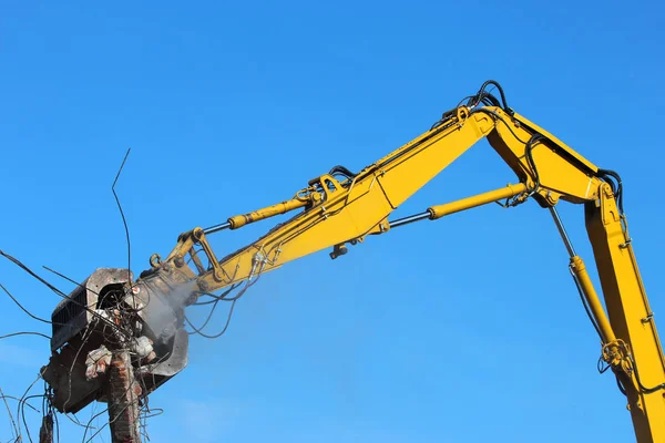 Garra Guindaste Grande Demolição Desmontando Edifício — Fotografia de Stock