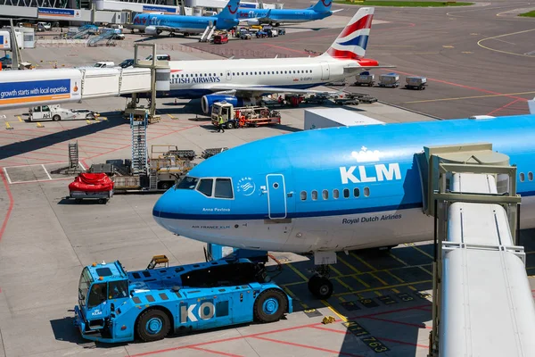 Amsterdam Netherlands Jun 2011 Klm Airlines Boeing Passenger Plane Others — Stock Photo, Image