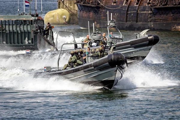 Den Helder Netherlands Juli 2012 Holländische Marineinfanteristen Einem Mst 1000 — Stockfoto