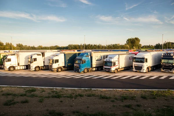 Belgique Juin 2017 Parking Nuit Pour Camions Long Autoroute E17 — Photo