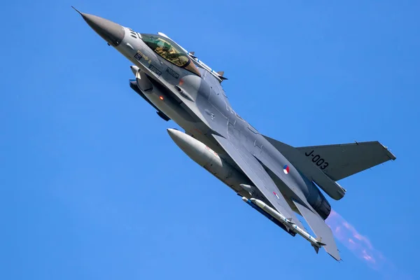 Leeuwarden Nederland April 2018 Koninklijke Nederlandse Luchtmacht F16 Straaljager Vliegtuigen — Stockfoto