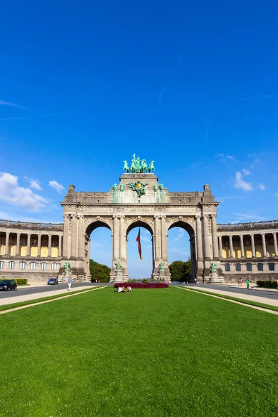 Bruselas Bélgica Jul 2014 Arco Triunfal Parc Cinquantenaire Bruselas Bélgica —  Fotos de Stock