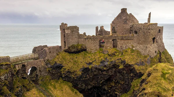 Ruiny Zamku Dunluce Irlandii Północnej — Zdjęcie stockowe