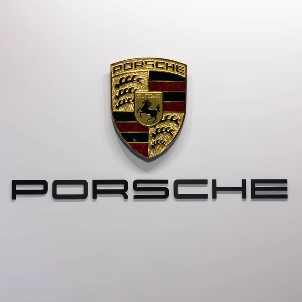Брюссель Jan 2017 Логотип Компании Porsche Автосалоне Брюсселе — стоковое фото