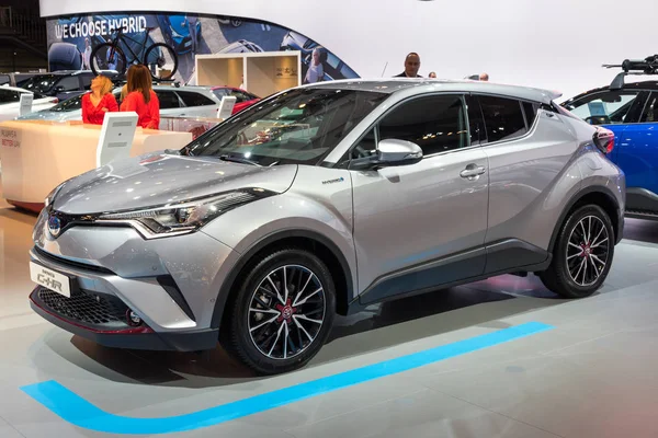 Toyota C-HR  subcompact crossover SUV car — Stock Photo, Image