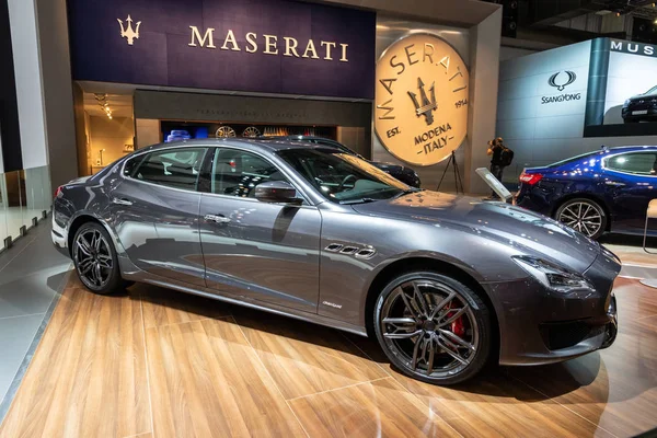 Maserati Quattroporte Gransport sportbil — Stockfoto
