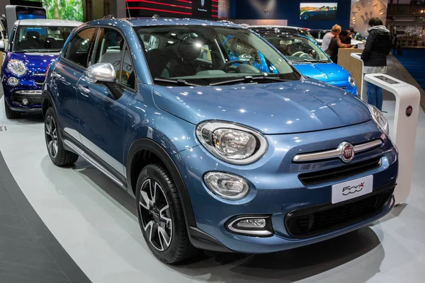 Fiat 500X carro compacto — Fotografia de Stock