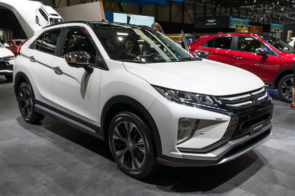 Mitsubishi Eclipse Cross carro — Fotografia de Stock