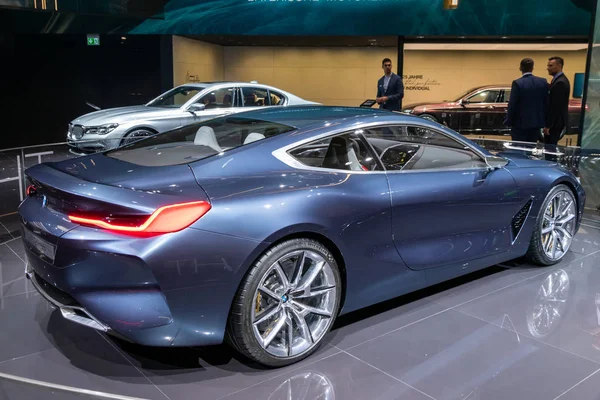 Bmw Concept 8 Serisi spor otomobil — Stok fotoğraf