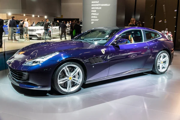 Σπορ αυτοκίνητο Ferrari Gtc4lusso — Φωτογραφία Αρχείου