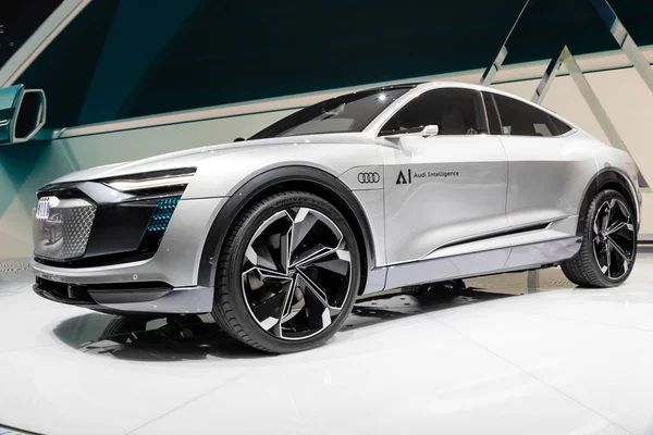 Audi Elaine Concept auto-carro de condução — Fotografia de Stock