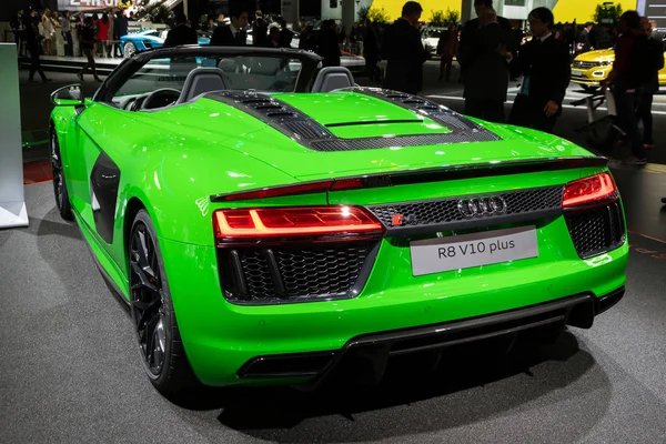 Audi R8 V10 plus carro desportivo — Fotografia de Stock