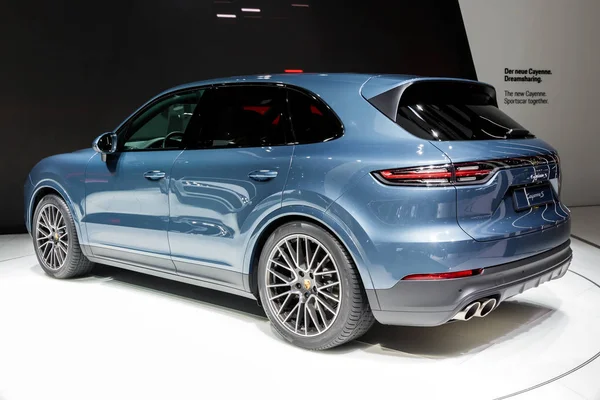 Porsche Cayenne S coche — Foto de Stock