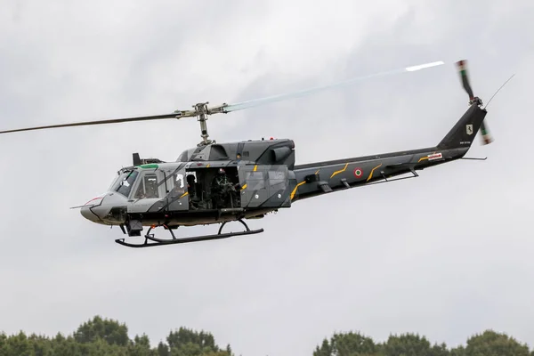Helicóptero Agusta-Bell 212 Twin Huey de la fuerza aérea italiana —  Fotos de Stock