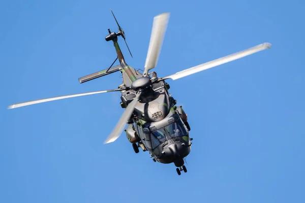 Elicottero da trasporto dell'esercito francese NH90 — Foto Stock