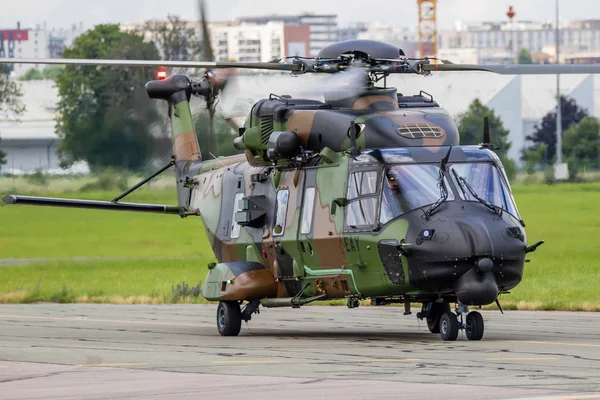 Armia francuska Nh90 Kajman helikopter — Zdjęcie stockowe