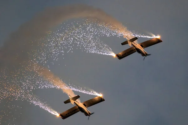 FireFlies Aerobatic Display Team airshow — Stock Photo, Image