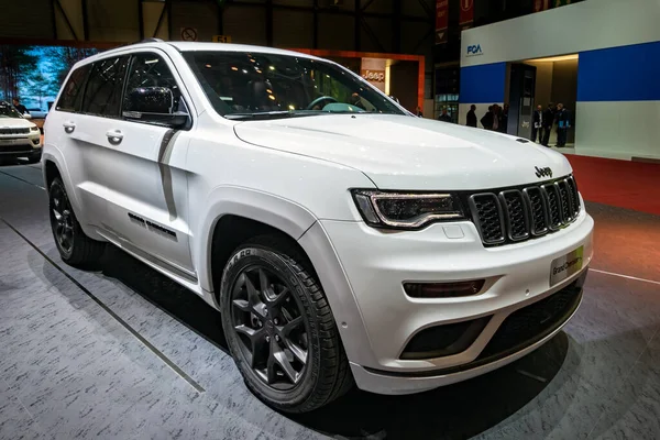 Der Neue Jeep Grand Cherokee Limited Auf Dem Genfer Automobilsalon — Stockfoto