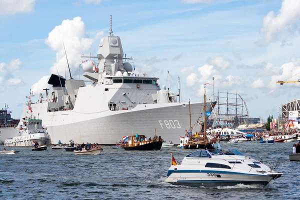 Amsterdam Niederlande August Die Niederländische Marine Fregatte Hnlms Tromp Erreicht — Stockfoto