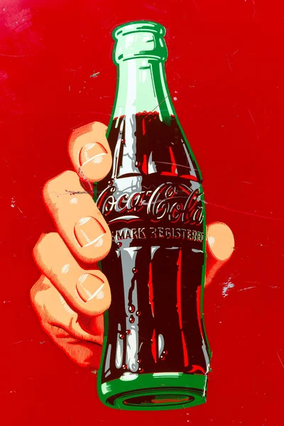 Den Bosch Netherlands May 2015 Логотип Coca Cola Старовинній Машині — стокове фото