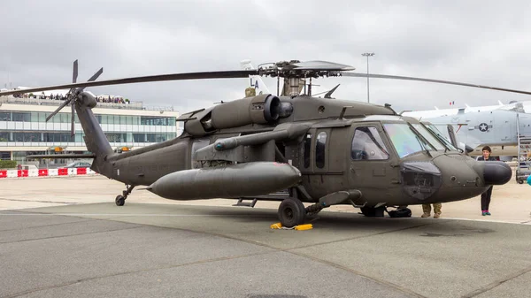 Paris Bourget Jun 2015 American Army Sikorsky Black Hawk Helicopter — 图库照片