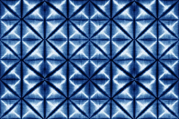Batik kravat boya doku tekrar modern desen