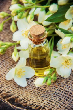 Yasemin esans. seçici odak. 