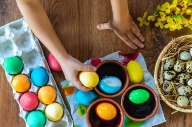 Mutlu paskalyalar. Yumurta seçici odak.