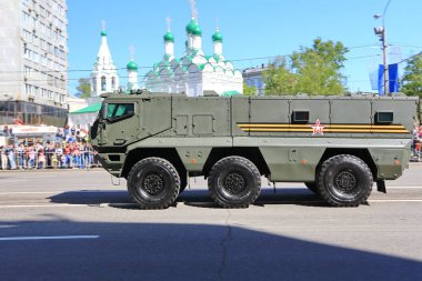 Rusya Moskova. 9 Nisan 2014 üzerinde zafer geçidi. Geçit töreni fazla 11.000 askerlik, askeri teçhizat 151 birimleri ve uçak sayısı tarafından katıldı ve helikopter 69 - büyük zafer 69 yıldönümü onuruna yapıldı..