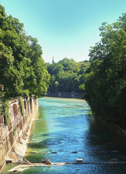 Μόναχο Γερμανία Θέα Στον Ποταμό Isar Από Γέφυρα Praterwehrbruecke Κοντά — Φωτογραφία Αρχείου