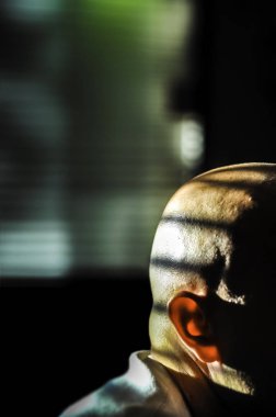 Yüzsüz Gizli Adam.