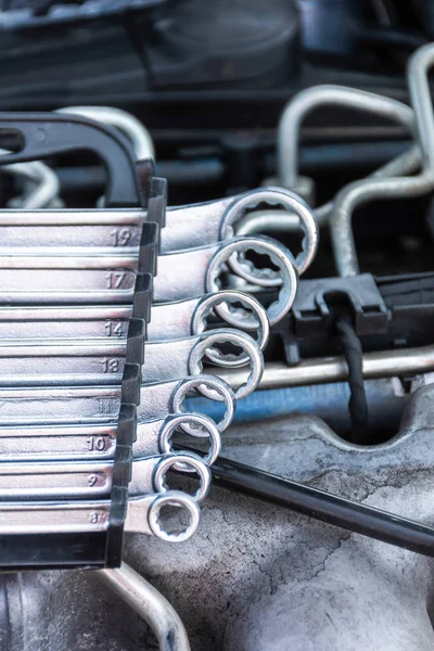 Close up on Tools in Car Engine Bay — Stock Photo, Image