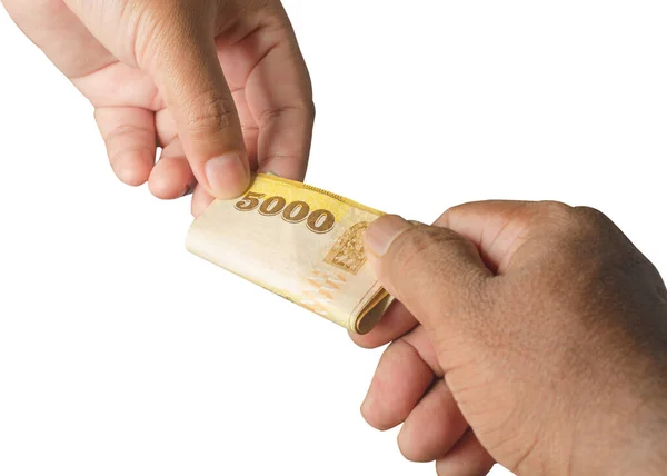 El hareketlerini gösteren banknotlar verildi ve alındı. beyaz izole arkaplan