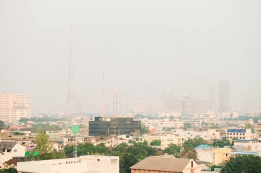 Toz veya Pm2.5 parçacık Lots hava kirliliği Bangkok, Tayland standart aşıyor. Solunum sistemi ve sağlık üzerinde olumsuz etkisi.