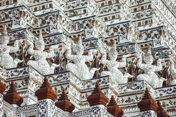 Pagode Wat Arun Ratchawararam Ratchaworamahawihan Wat Jaeng Com Estátua Gigante — Fotografia de Stock