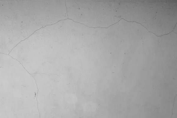 Крупный План Белой Цементной Трещины Стены Очищенной Краски Вызванной Водой — стоковое фото