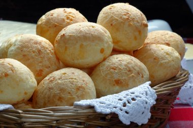 Brezilyalı Aperatif peynir ekmek