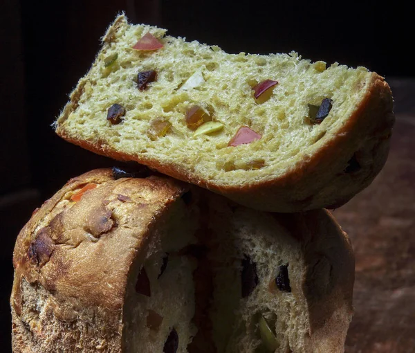 Panettone Kuruyemiş Ile — Stok fotoğraf