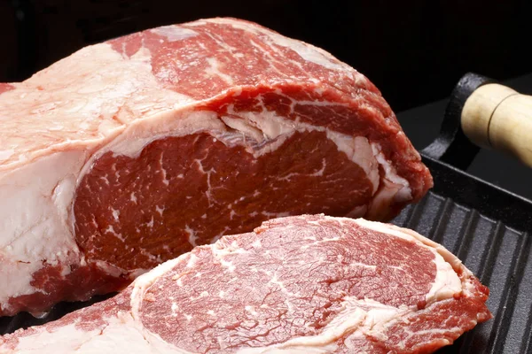 Fresh Raw Striploin Steak — Stock Photo, Image